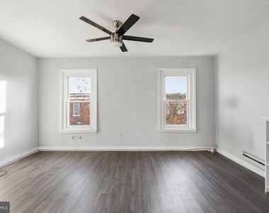 1735 W Oxford Street - Photo Thumbnail 7