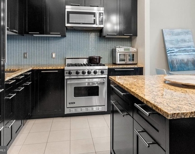 1414 S Penn Square - Photo Thumbnail 7