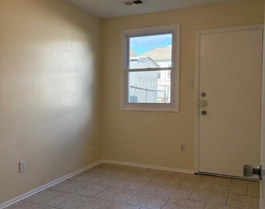 2823 Norcross Lane - Photo Thumbnail 8