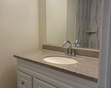 2823 Norcross Lane - Photo Thumbnail 6