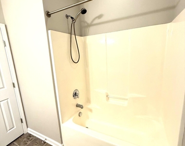 163 Deacon Ridge Street - Photo Thumbnail 15