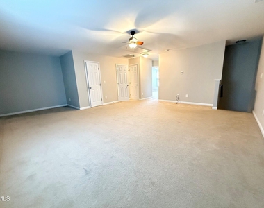 163 Deacon Ridge Street - Photo Thumbnail 19