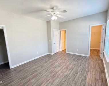 163 Deacon Ridge Street - Photo Thumbnail 12