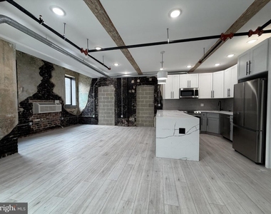 1810 E Venango Street - Photo Thumbnail 8