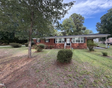 715 E River Road - Photo Thumbnail 1