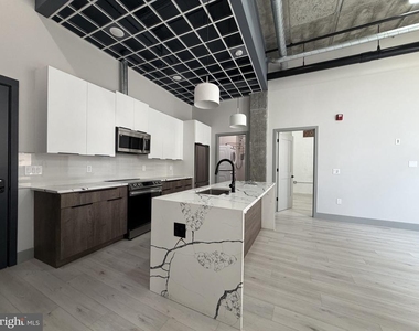 1810 E Venango Street - Photo Thumbnail 10