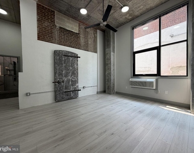 1810 E Venango Street - Photo Thumbnail 14