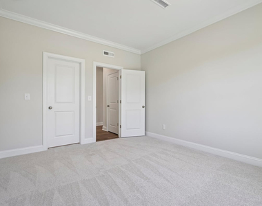 132 Fablewood Trail - Photo Thumbnail 37