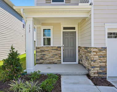 132 Fablewood Trail - Photo Thumbnail 1