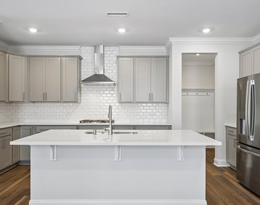 132 Fablewood Trail - Photo Thumbnail 17