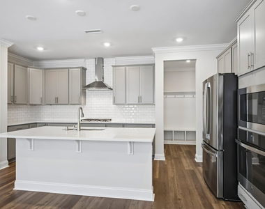 132 Fablewood Trail - Photo Thumbnail 15