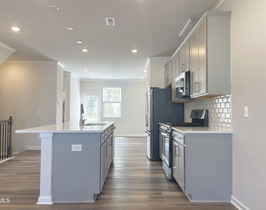 417 Carolina Springs Boulevard - Photo Thumbnail 7