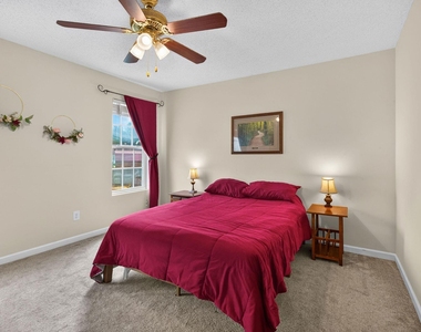 211 Courtland Drive - Photo Thumbnail 15