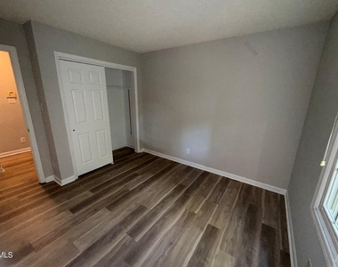 223 Mint Hill Drive - Photo Thumbnail 19