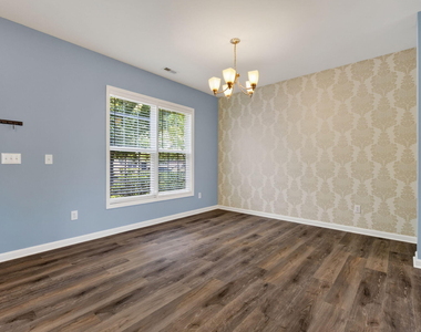 4 Alexis Court - Photo Thumbnail 6