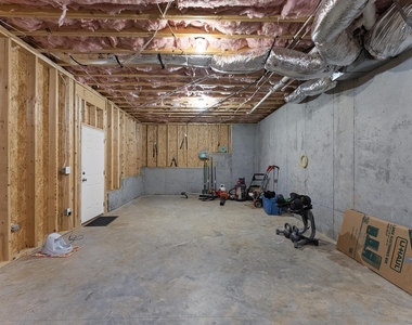 8112 Tuxford Drive - Photo Thumbnail 39