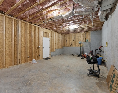 8112 Tuxford Drive - Photo Thumbnail 40