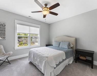 8112 Tuxford Drive - Photo Thumbnail 15