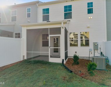 6028 Grey Colt Way - Photo Thumbnail 4