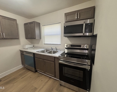 1111 South Street - Photo Thumbnail 1