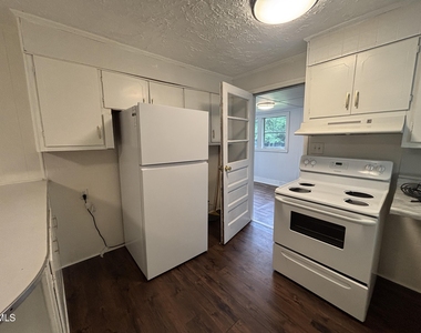 87 Robert Thompson Road - Photo Thumbnail 23