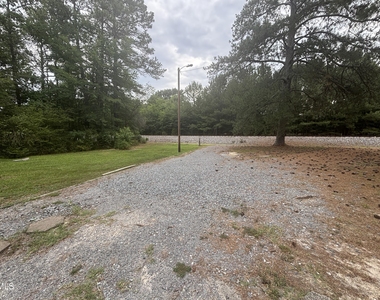 87 Robert Thompson Road - Photo Thumbnail 50