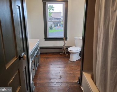 206 Wolfrock Road - Photo Thumbnail 11
