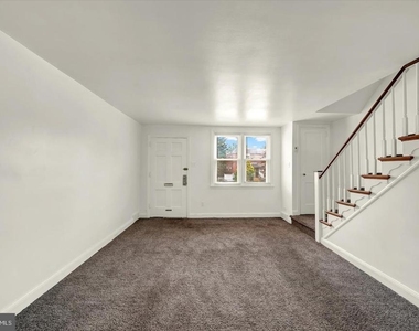 142 W 21st Street - Photo Thumbnail 5