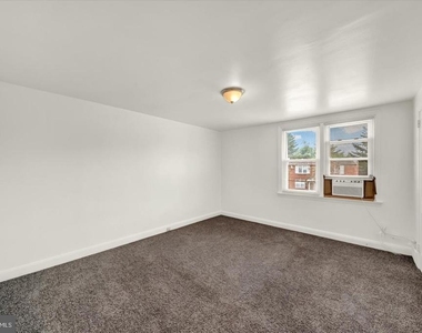 142 W 21st Street - Photo Thumbnail 12