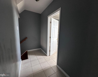 245 Lexington Avenue - Photo Thumbnail 9