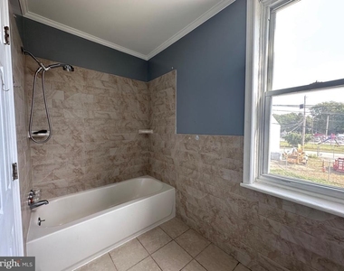 245 Lexington Avenue - Photo Thumbnail 8