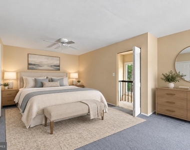 150 W Kenilworth Circle W - Photo Thumbnail 7