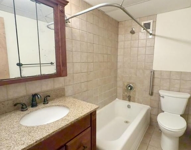 1030 E Lancaster Avenue - Photo Thumbnail 9