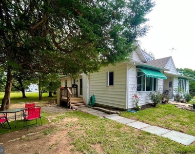 120 Diamond Rock Road - Photo Thumbnail 1