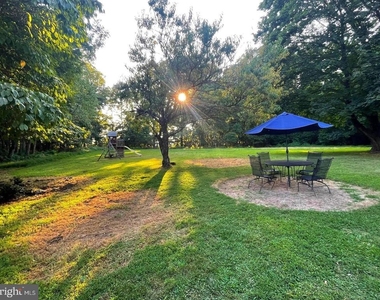 120 Diamond Rock Road - Photo Thumbnail 5