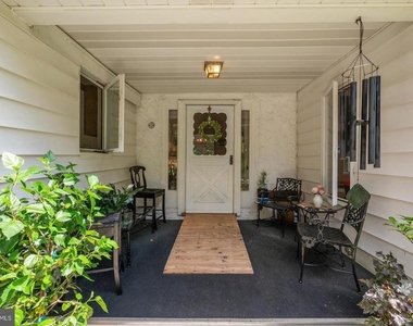 120 Diamond Rock Road - Photo Thumbnail 9
