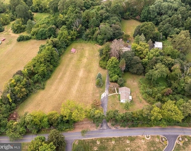 120 Diamond Rock Road - Photo Thumbnail 2