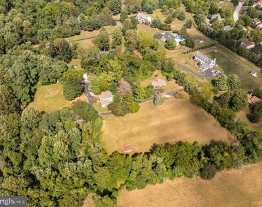 120 Diamond Rock Road - Photo Thumbnail 27