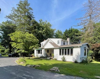 120 Diamond Rock Road - Photo Thumbnail 6