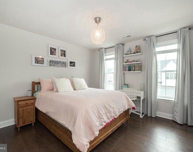 30 Sassafras Lane - Photo Thumbnail 7