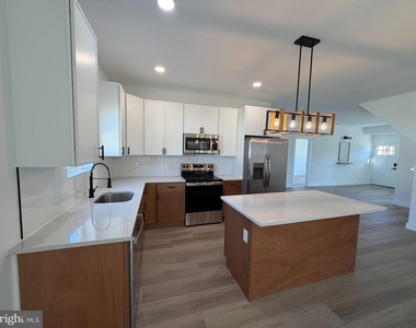 6 Apricot Lane - Photo Thumbnail 9