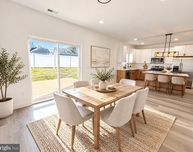 6 Apricot Lane - Photo Thumbnail 6