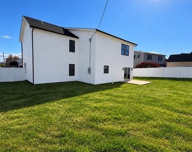 6 Apricot Lane - Photo Thumbnail 2