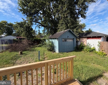 21 E Pittsfield Street - Photo Thumbnail 12
