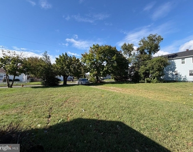 51 E Griffith Street - Photo Thumbnail 3