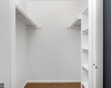 1510 Ravens Crest Drive - Photo Thumbnail 12