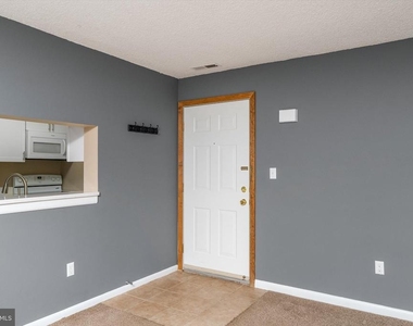 1510 Ravens Crest Drive - Photo Thumbnail 2