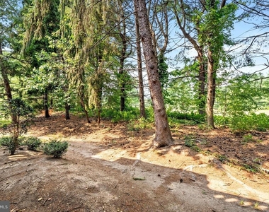1510 Ravens Crest Drive - Photo Thumbnail 16