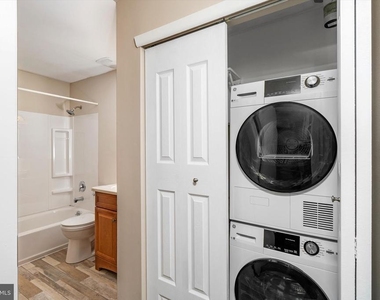 1510 Ravens Crest Drive - Photo Thumbnail 14