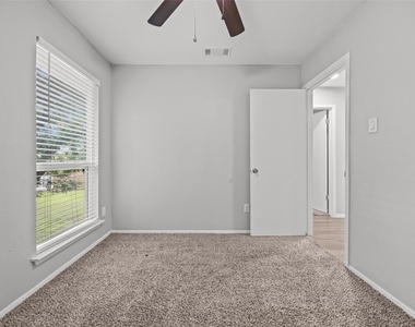 10616 Mellow Meadows Dr - Photo Thumbnail 10